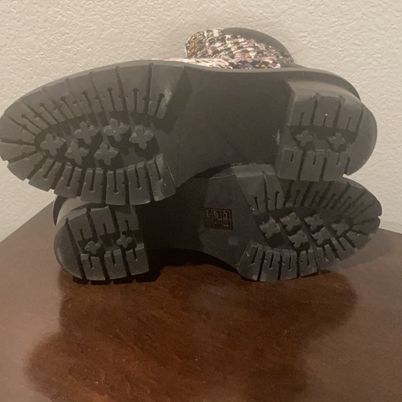 Tory Burch Miller Boot - Picture 4 of 4